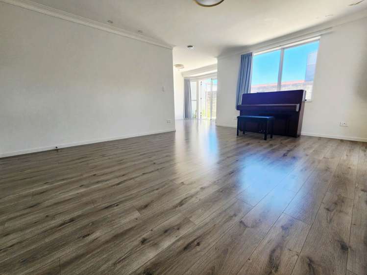 2/15 Stratford Avenue_4