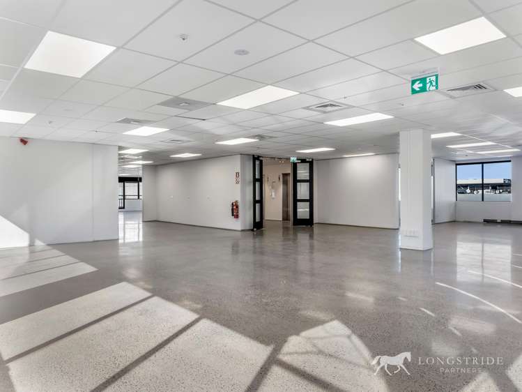 5/100 Carlton Gore Road Newmarket_3