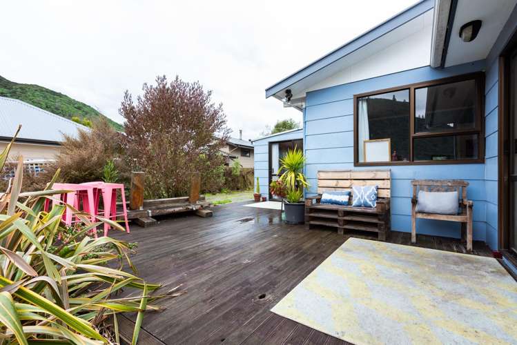 9 Ngaio Street Rarangi_10