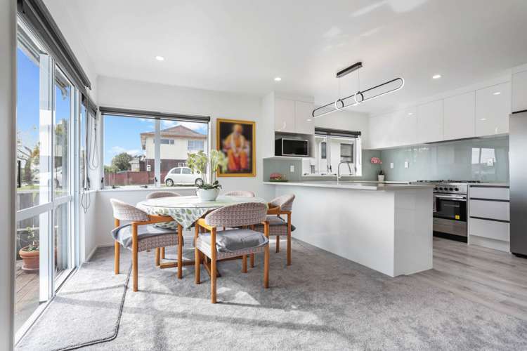 6 Bolton Street Blockhouse Bay_5