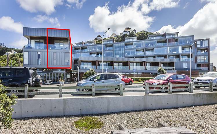 H202/326 Evans Bay Parade Hataitai_13