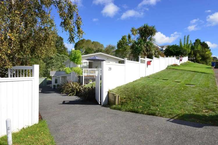 29 Marina Road Torbay_16