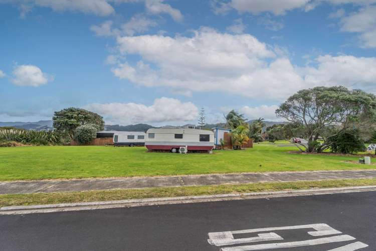 1 Hei Esplanade Whitianga_13