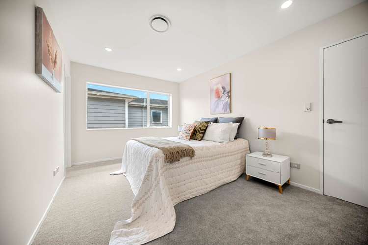 9 Fong Road Flat Bush_9