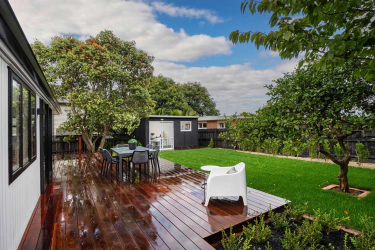 2/6 Vinter Terrace Mount Albert_23