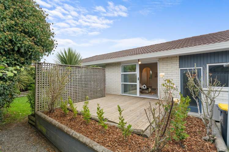 1/18 Sawtell Place Northcote_10