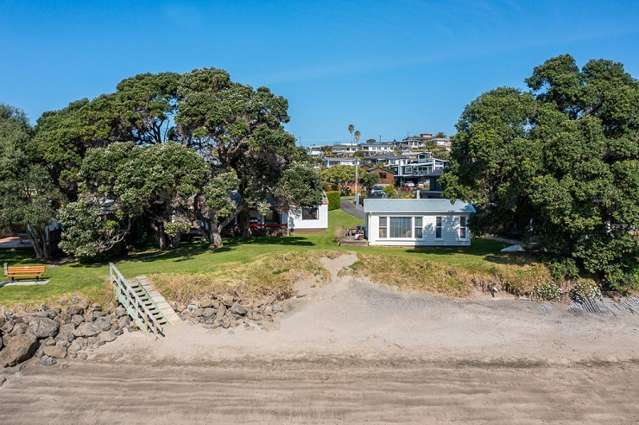 Fancy living next door to Sir Russell Coutts’ $16m beachfront estate?