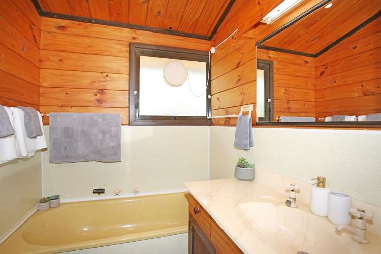 13 Chrisarda Place Red Hill_12