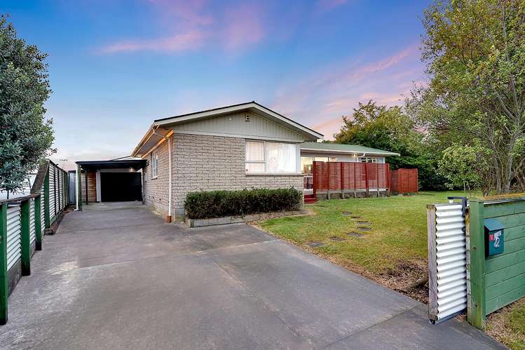 2 Margaret Place Deanwell_18