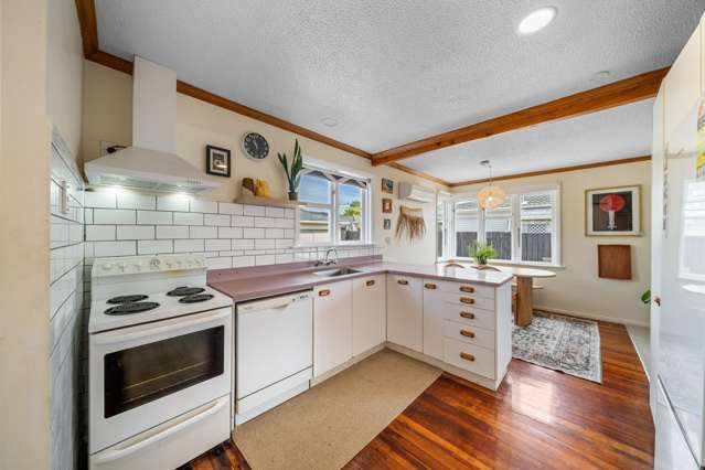 53 Hyde Street Wainuiomata_1