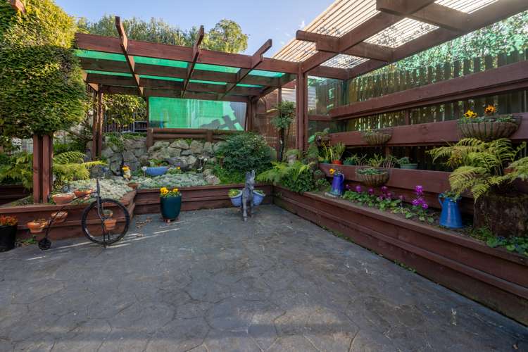 2 Durville Rise Richmond_21