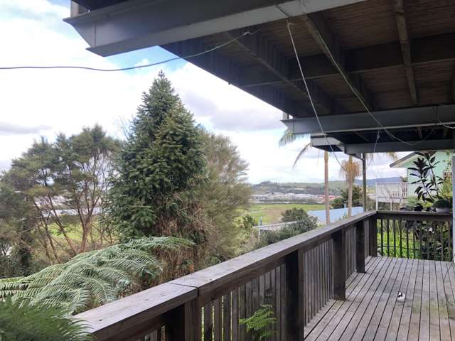 18b Eureka Place Parahaki_1