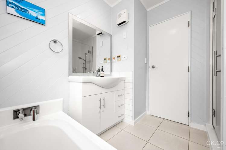 86 Hill Road Belmont_16