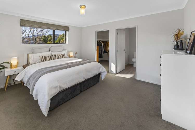 78 Washbourn Drive Richmond_13