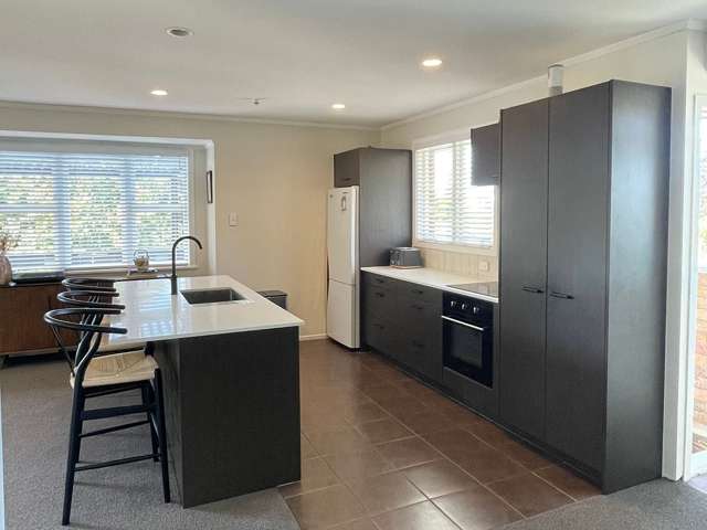 68 Acacia Crescent Glenview_2