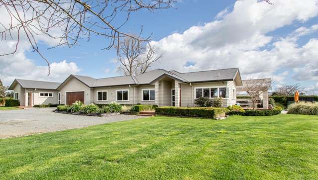 5 Bedroom Dream home on Camdon