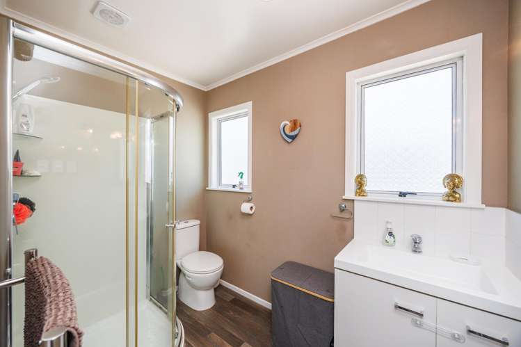 536 Pioneer Highway Highbury - Palmerston North City_11