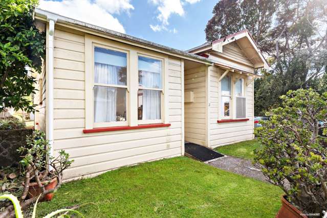 6 Lisnoe Avenue Mount Eden_1