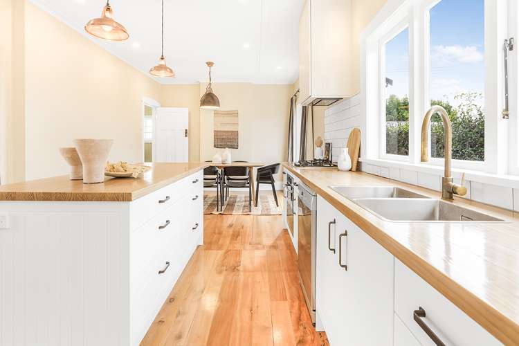 190 Old Farm Road Hamilton East_5