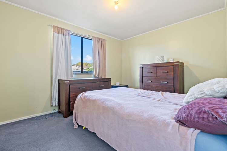 1/10 Etherton Drive Manurewa_5