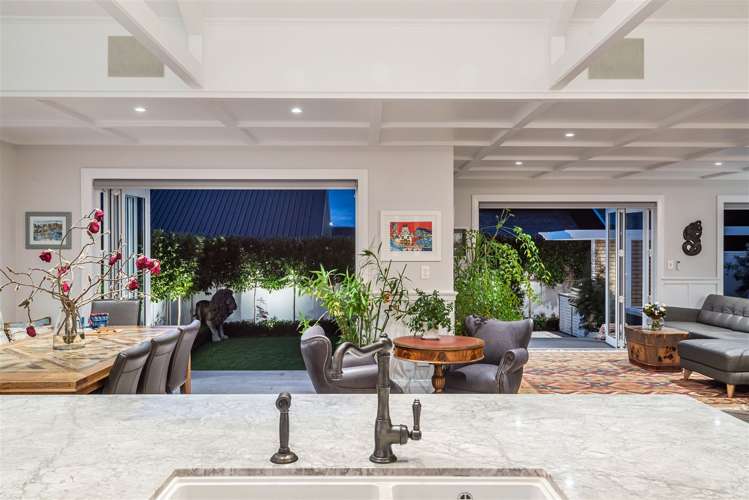 2/6 Marine Terrace Bayswater_6
