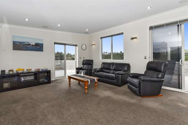 15 Dusky Crescent Aotea_3