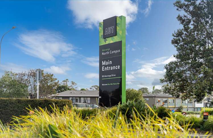 209/10 Awataha Drive Northcote_21