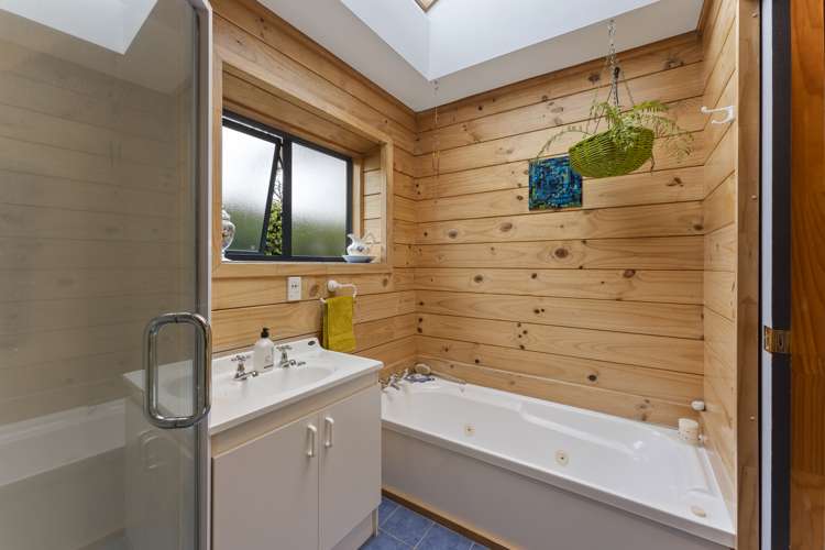 9 Donegal Grove Birchville_16