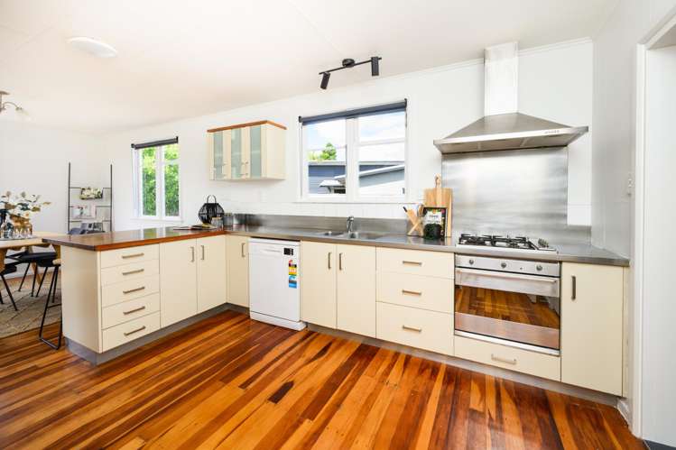 12 Conway Place Terrace End_3