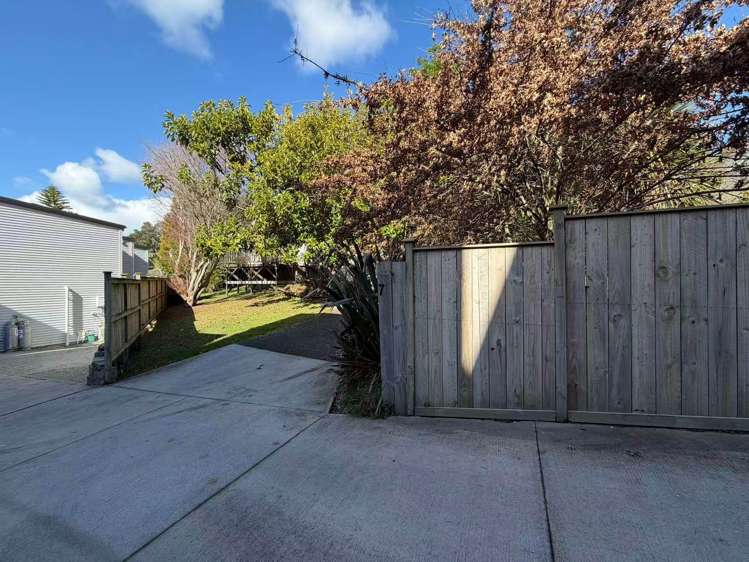 7 Celeste Place Totara Vale_11