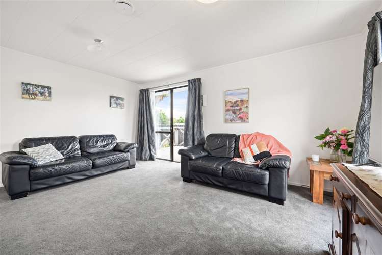 2/4 Armilla Lane Hei Hei_1