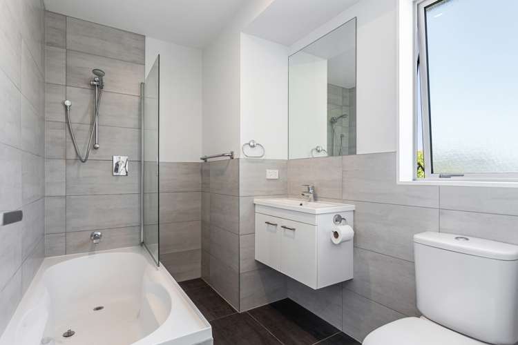 83 Riverside Road Orewa_12