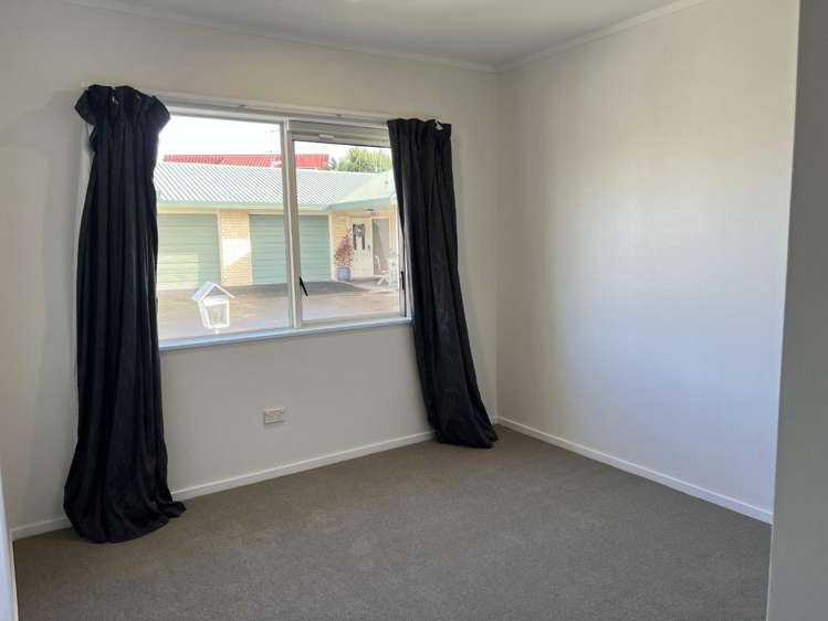 1/113 Cobham Drive 1074_9