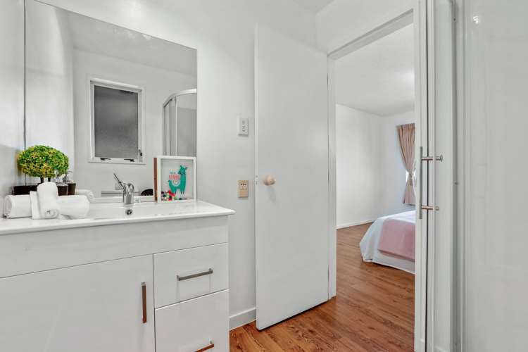 103 Carmen Road Hei Hei_7