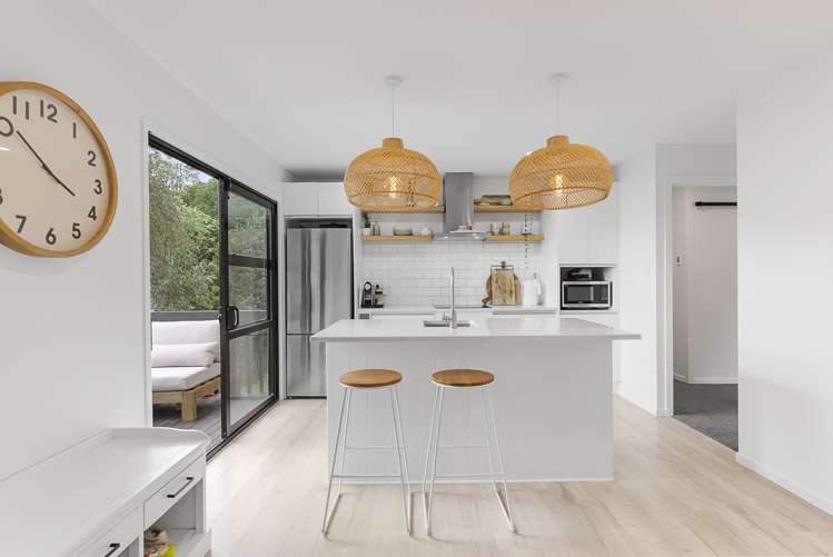 17a Hillcrest Road Hatfields Beach_8