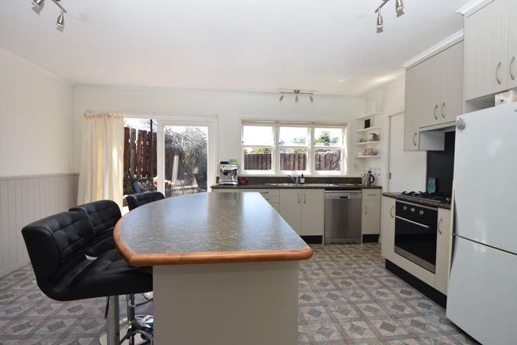 294 High Street South Carterton_9