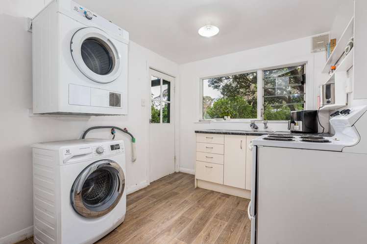 74 Sar Street Wadestown_24