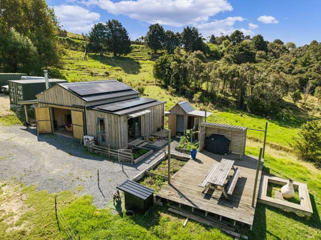 Ultimate Off-Grid Getaway