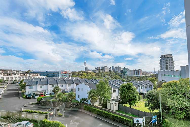 3x/16 Burton Street Grafton_14