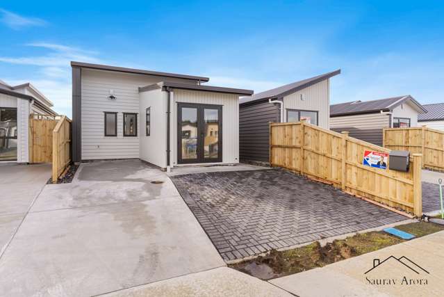 Stylish and Modern 3-Bedroom Home in Kauri Flat