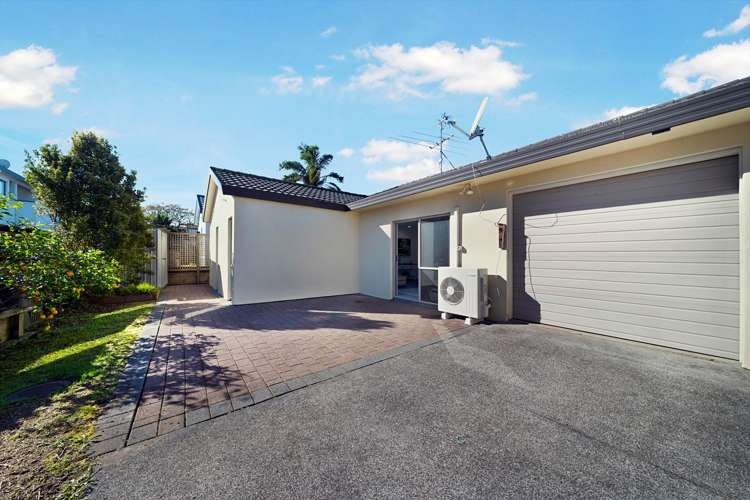 8 Lockington Avenue Henderson_20