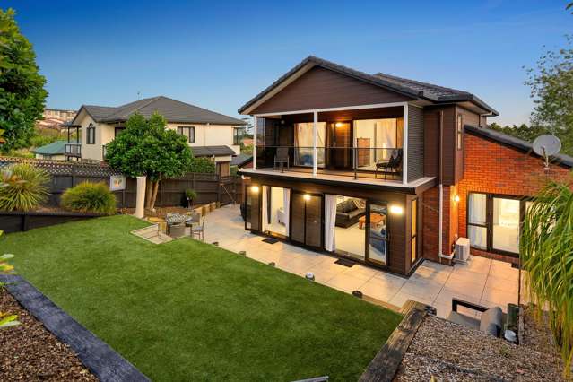 Spacious, Sun-Filled Living in St Heliers