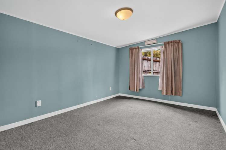 1 Whaka Street Maungaturoto_11