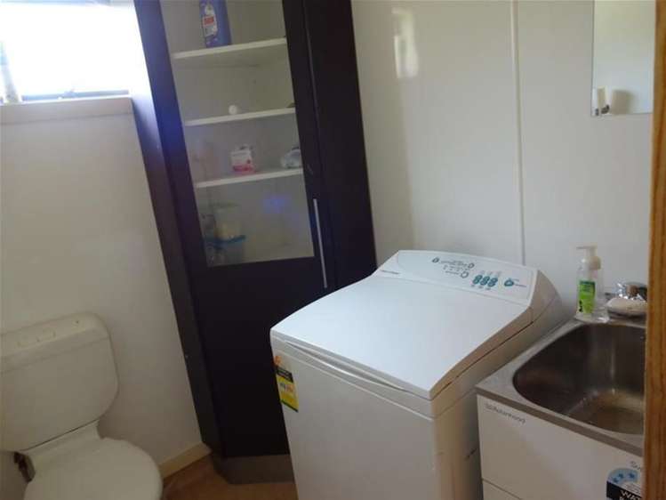 689 Te Waitere Road Taharoa_17