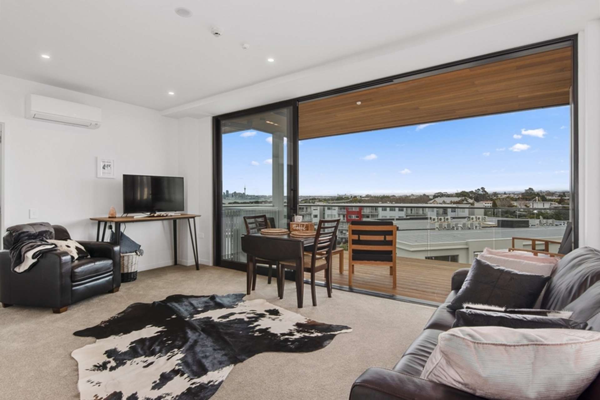 304/8b Lake Pupuke Drive Takapuna_0