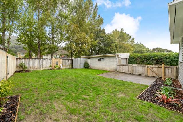 66 Strand Crescent Naenae_2