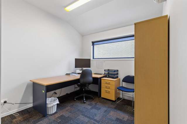 3 & 4/26 Liverpool Street Hamilton City Central_3