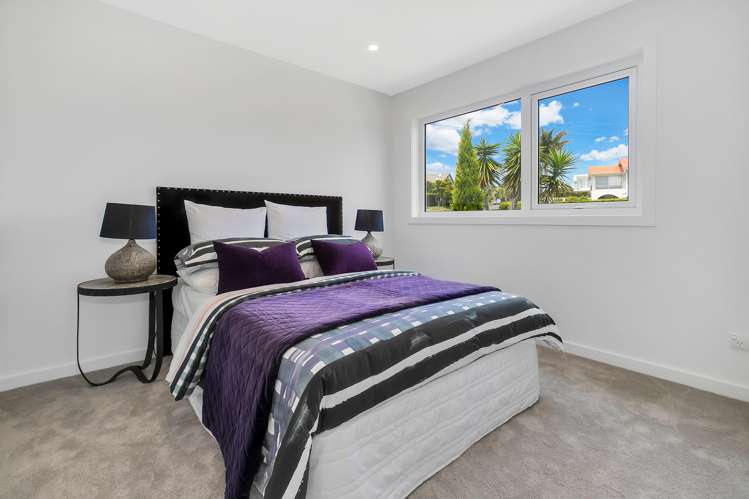 19 Scarboro Terrace Murrays Bay_14