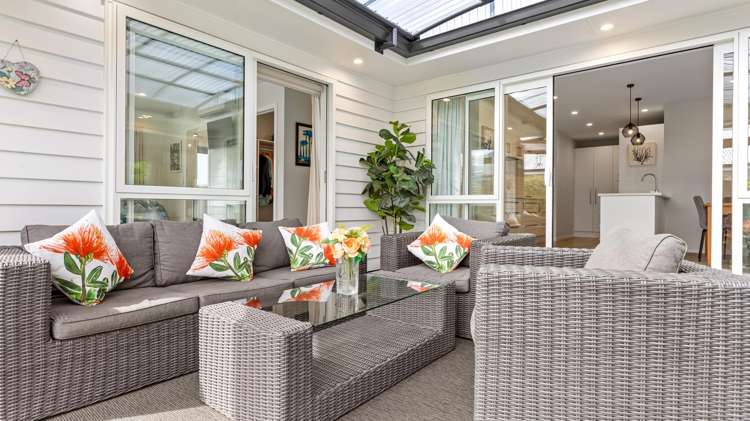 34 Noumea Drive Rangatira Park_16