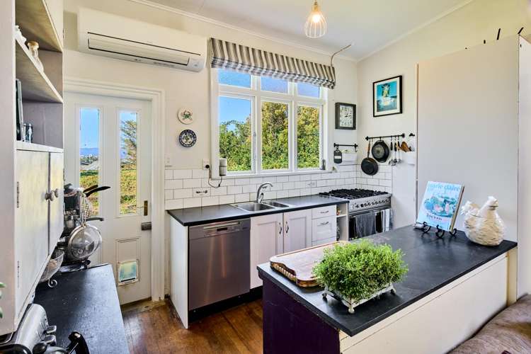 55 Fairview Crescent Kelburn_6